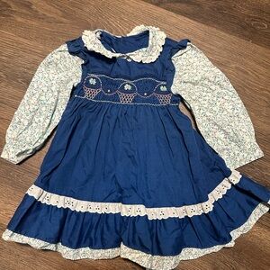 Vintage baby girl smock basket dress blue with floral print collar and strings